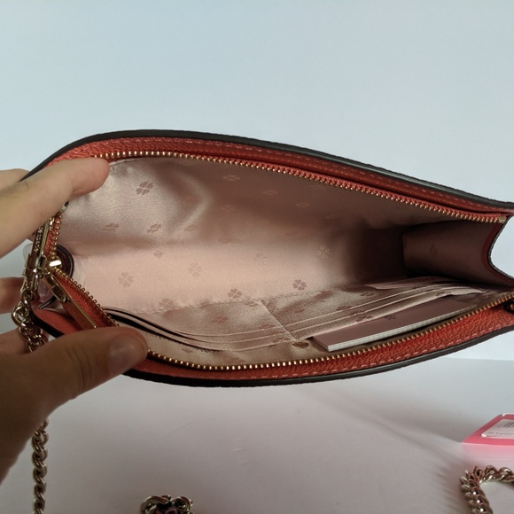 NEW Kate Spade East West Crossbody Purse in Coral - Picture 5 of 7